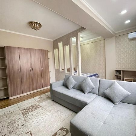 Rent Home Kg На Манаса Боконбаева Бишкек Экстерьер фото